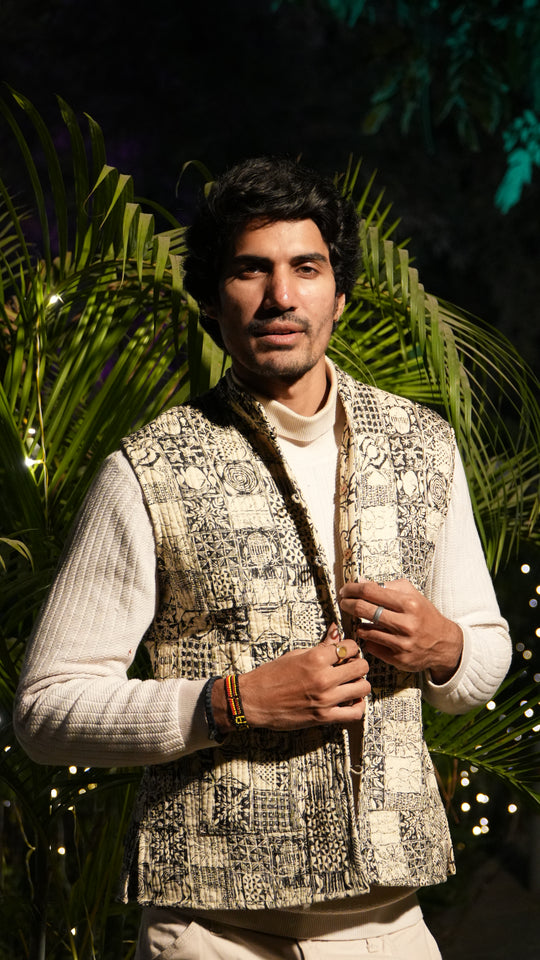 SARKARA Half Reversible Quilted Jacket – Winter ’25 Edition