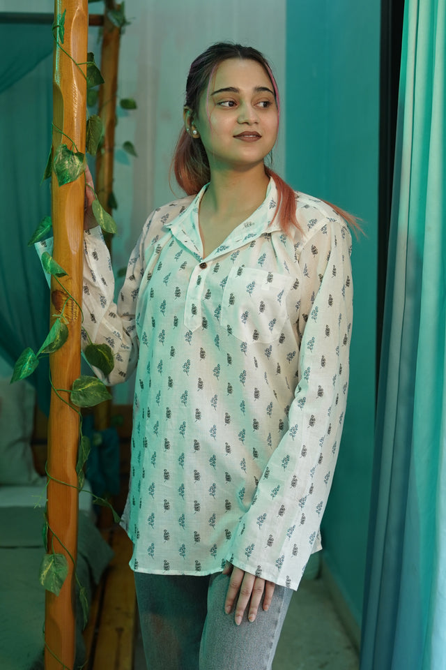 🌿 The Indigo Sprig Kurta – Nature-Inspired Sophistication
