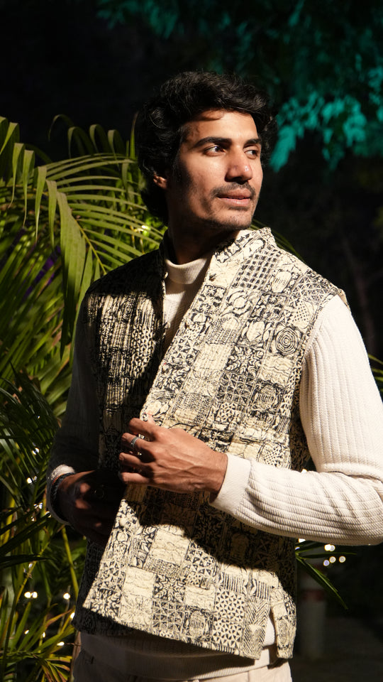 SARKARA Half Reversible Quilted Jacket – Winter ’25 Edition