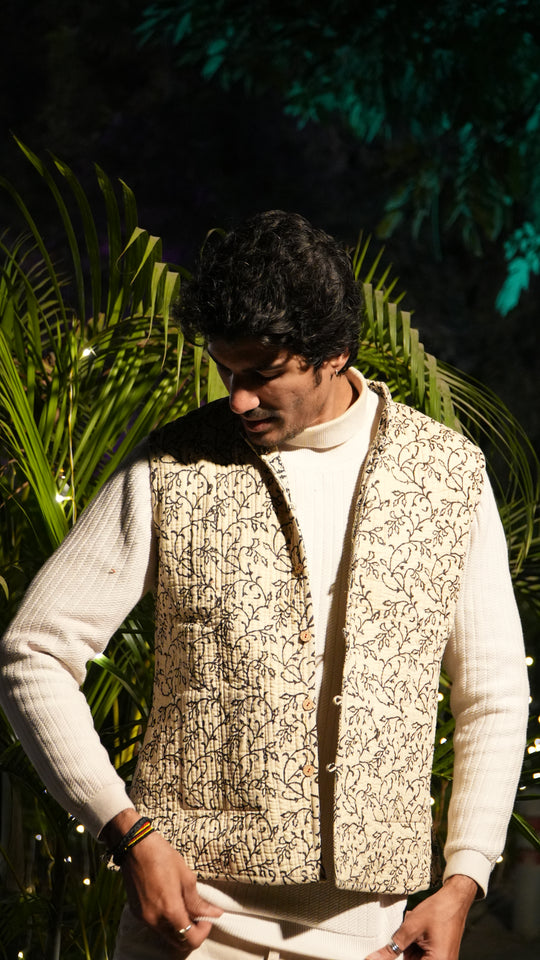 SARKARA Half Reversible Quilted Jacket – Winter ’25 Edition