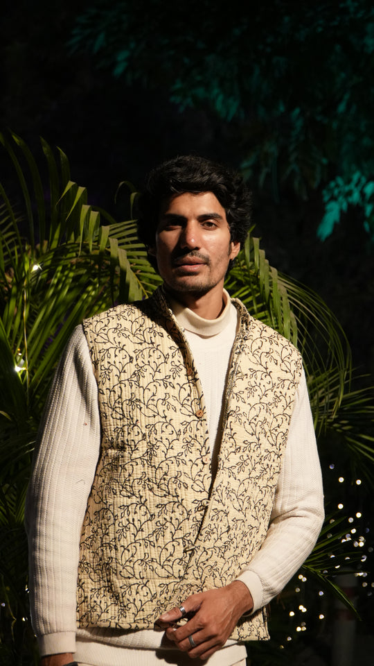 SARKARA Half Reversible Quilted Jacket – Winter ’25 Edition