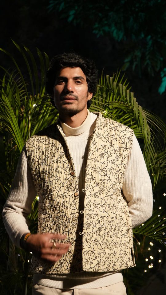 SARKARA Half Reversible Quilted Jacket – Winter ’25 Edition