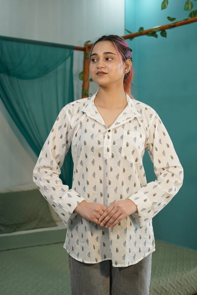 🌿 The Indigo Sprig Kurta – Nature-Inspired Sophistication