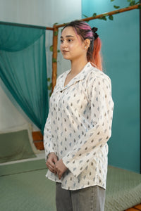 🌿 The Indigo Sprig Kurta – Nature-Inspired Sophistication
