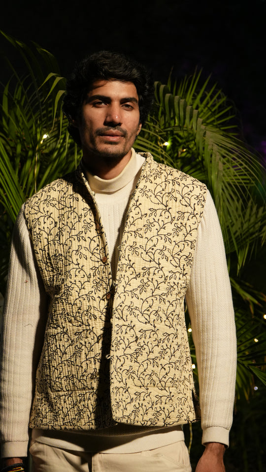 SARKARA Half Reversible Quilted Jacket – Winter ’25 Edition