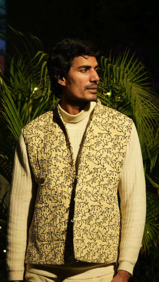 SARKARA Half Reversible Quilted Jacket – Winter ’25 Edition