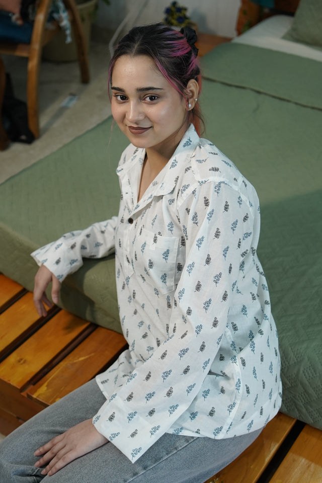 🌿 The Indigo Sprig Kurta – Nature-Inspired Sophistication