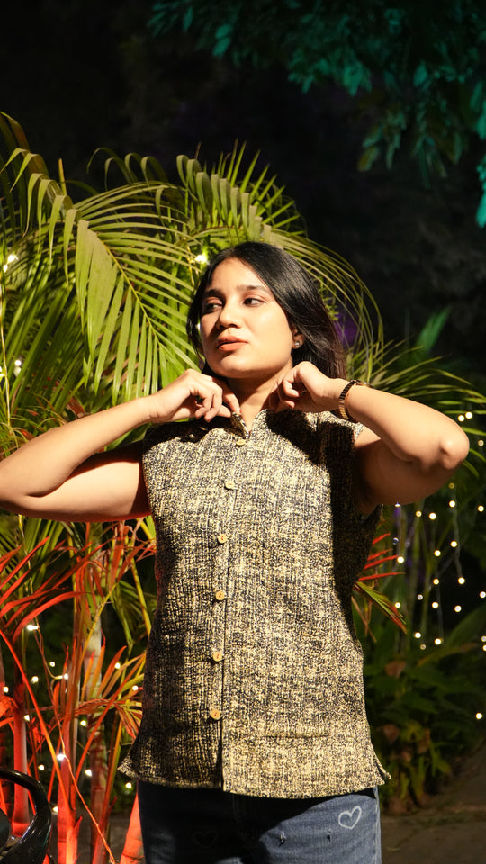 SARKARA Reversible Quilted Half-Jacket — Unisex